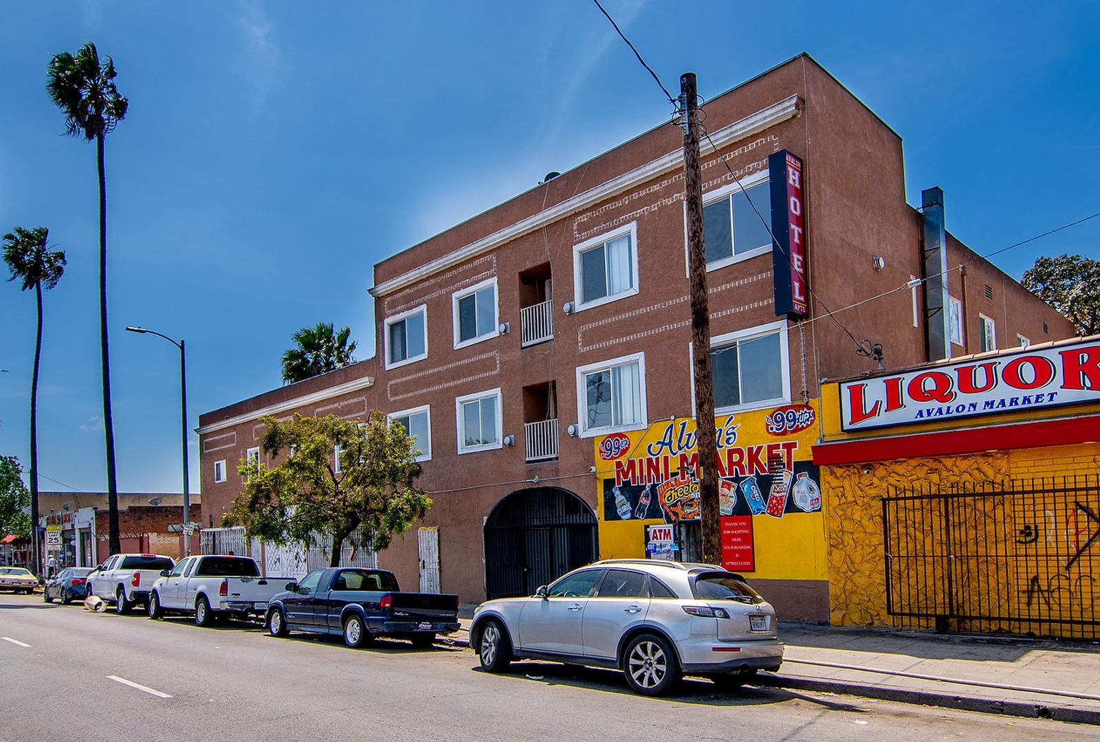 Los Angeles Apartment: 5117-5123 S Avalon Boulevard