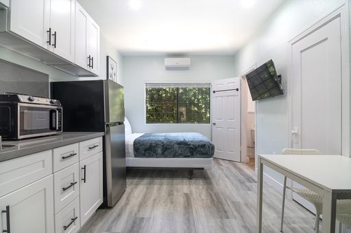 Modern Studio w/ 1 Bath – Recently Remodeled & Available Now! – photo 1