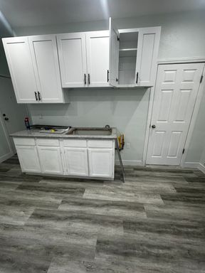 Modern 1-Bedroom, 1-Bath – Newly Remodeled & Move-In Ready! – photo 1
