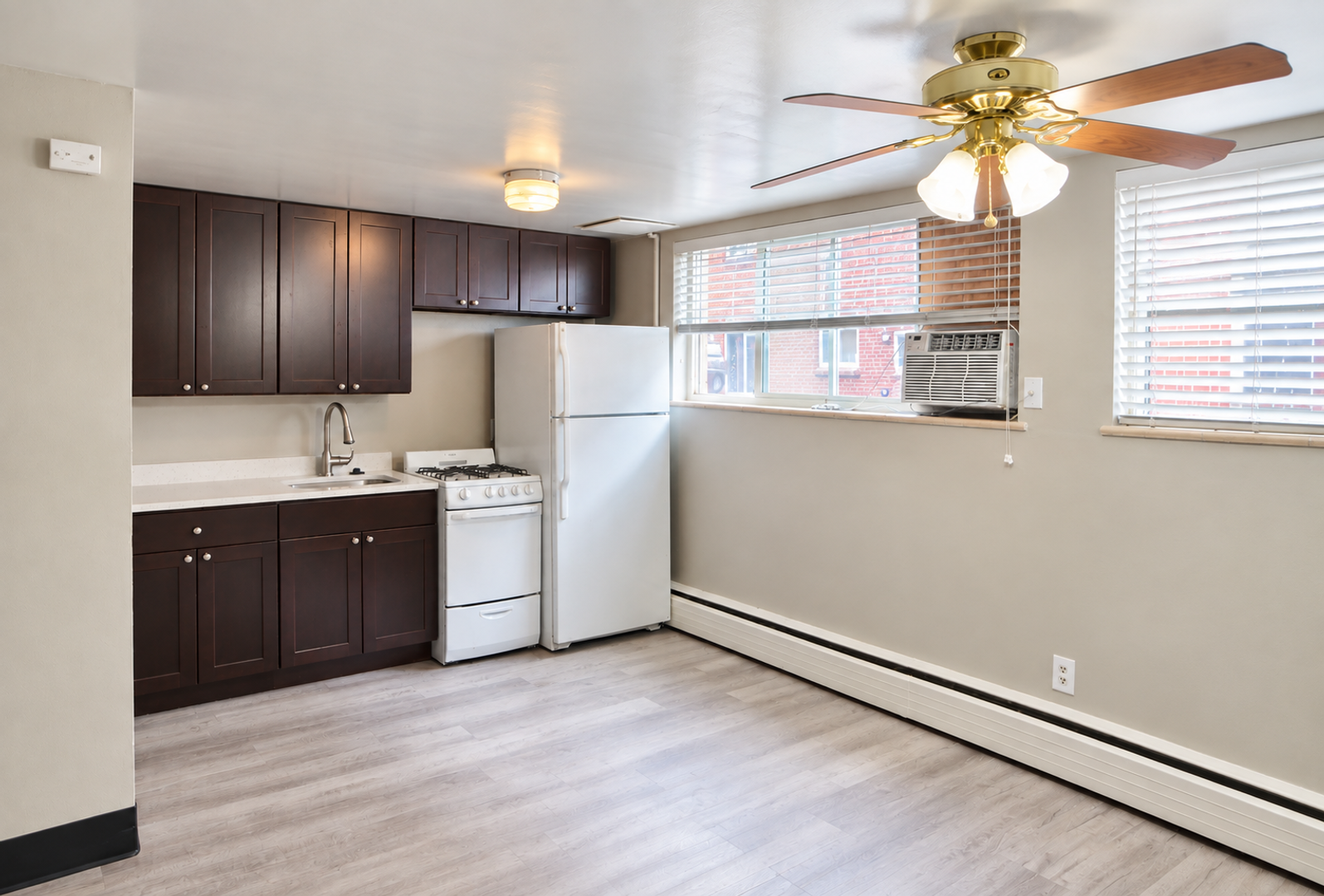 Denver Apartment: 2475 S York St