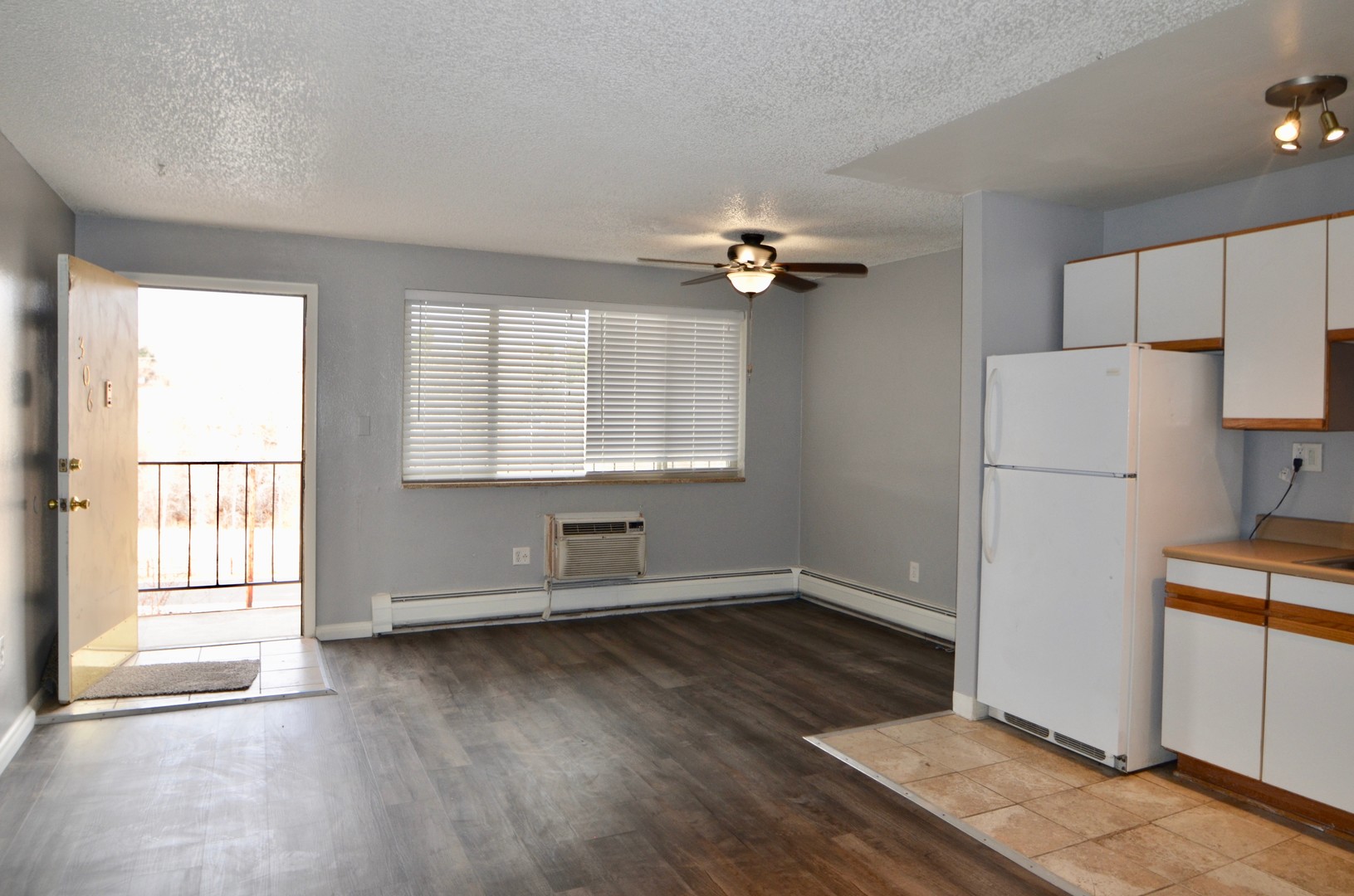 Littleton Apartment: 499 W Progress Ave