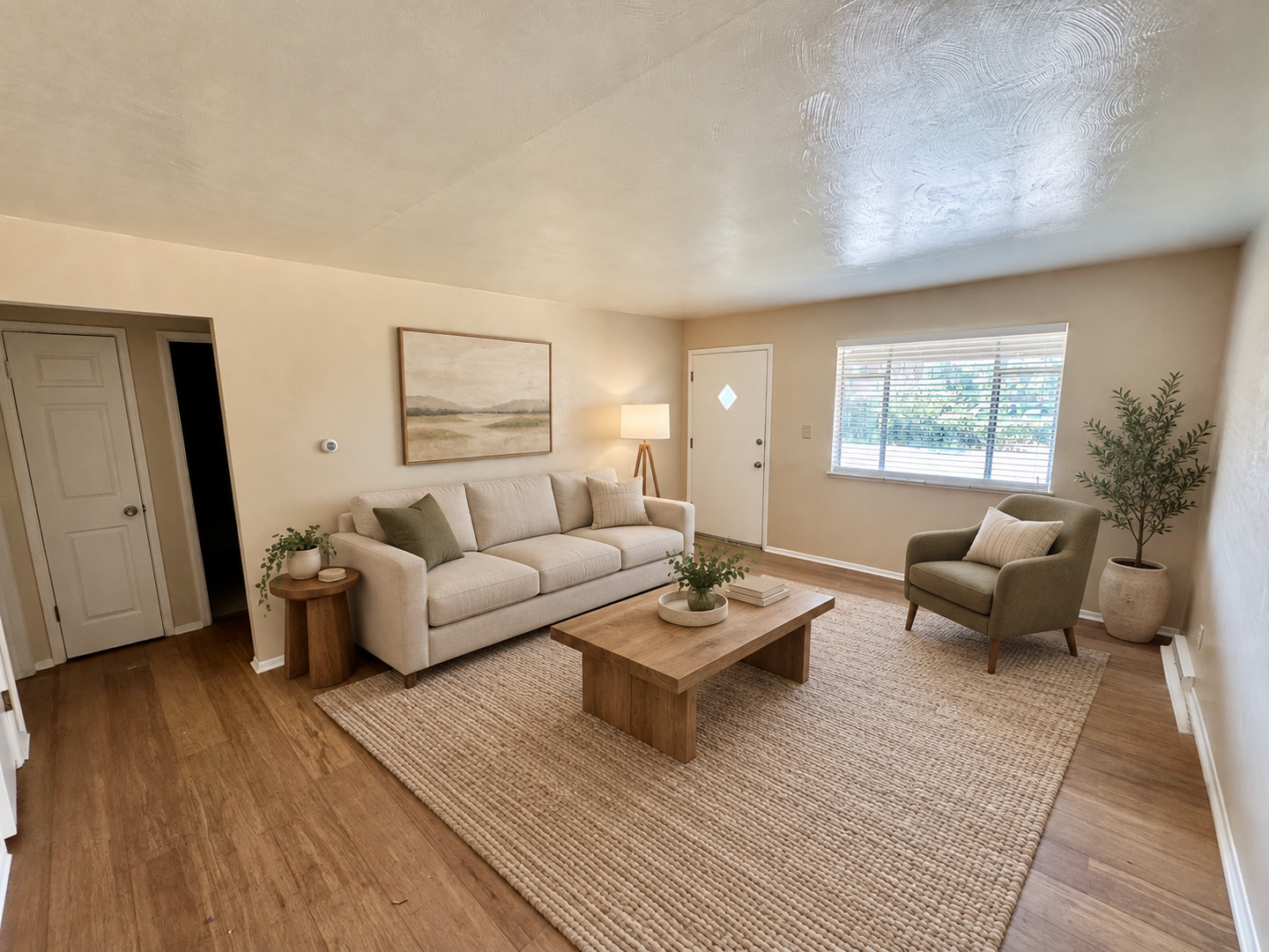 Lakewood Apartment: 1115 Carr Street