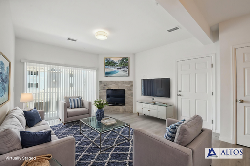 3 Bedroom Condo With A Garage! – photo 1