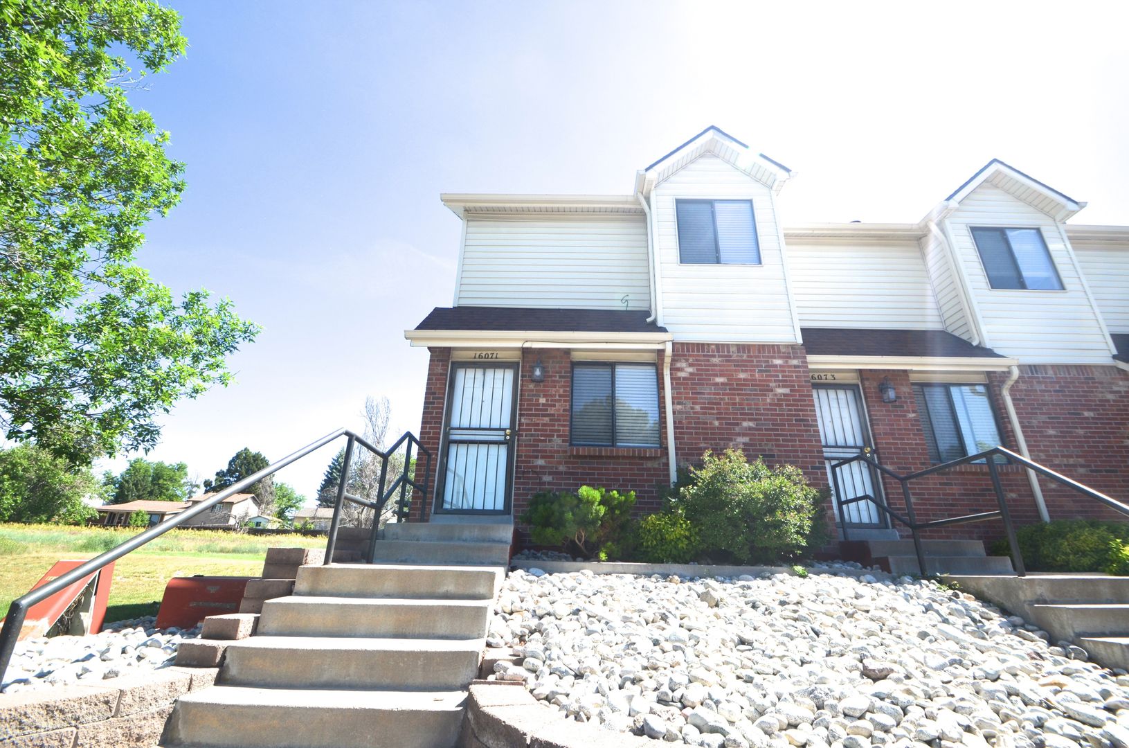 Aurora Townhome: 16071-16099 E 16th Ave