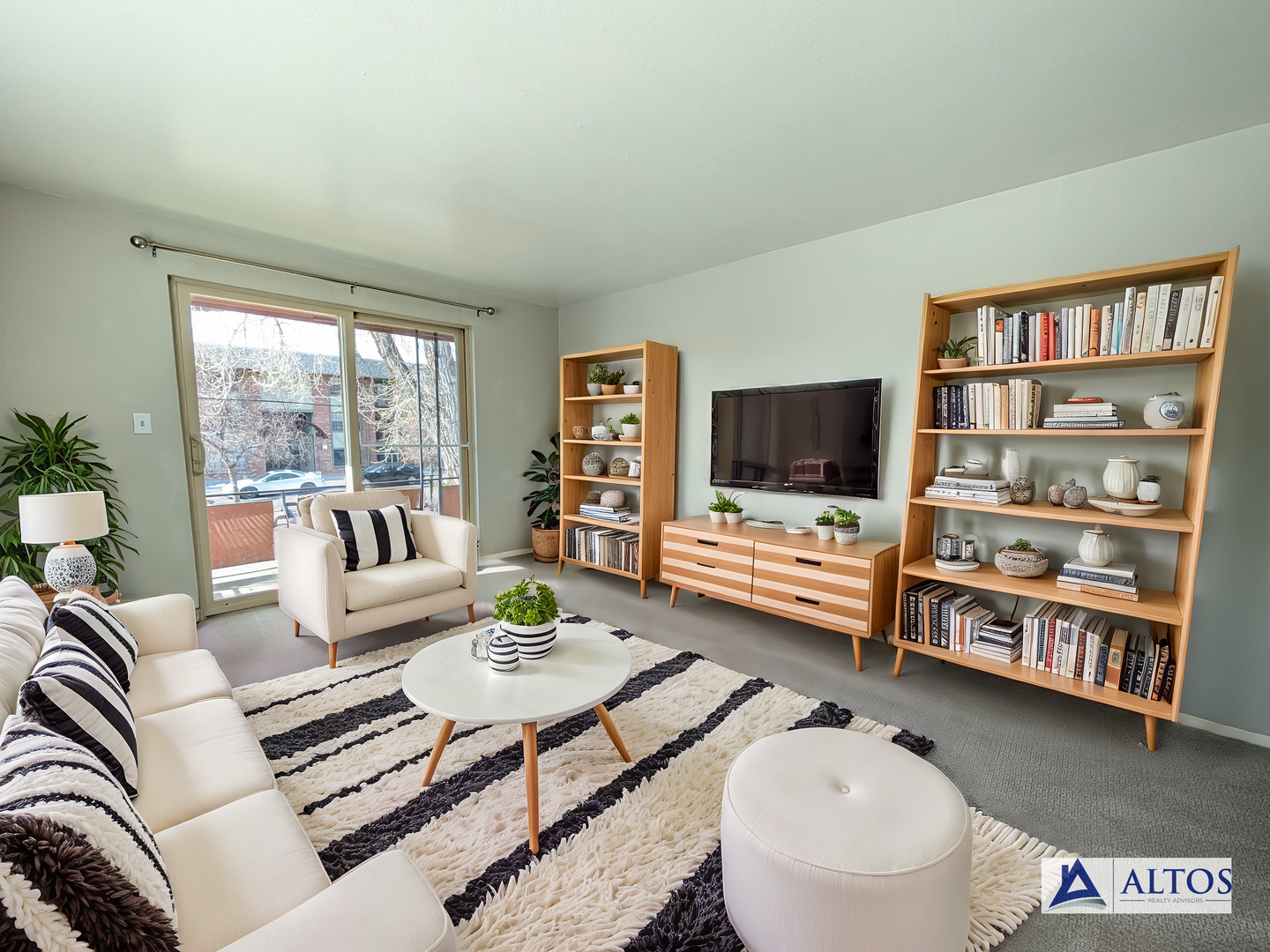 Lakewood Apartment: 1020 Carr St