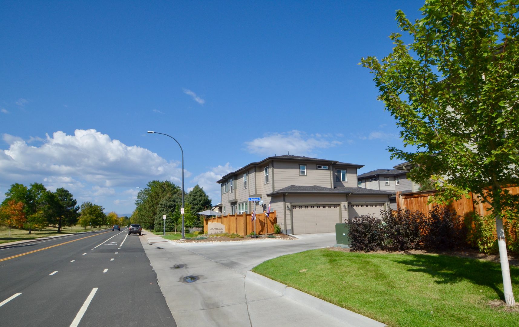 Littleton Townhome: 206 W Jamison Ct