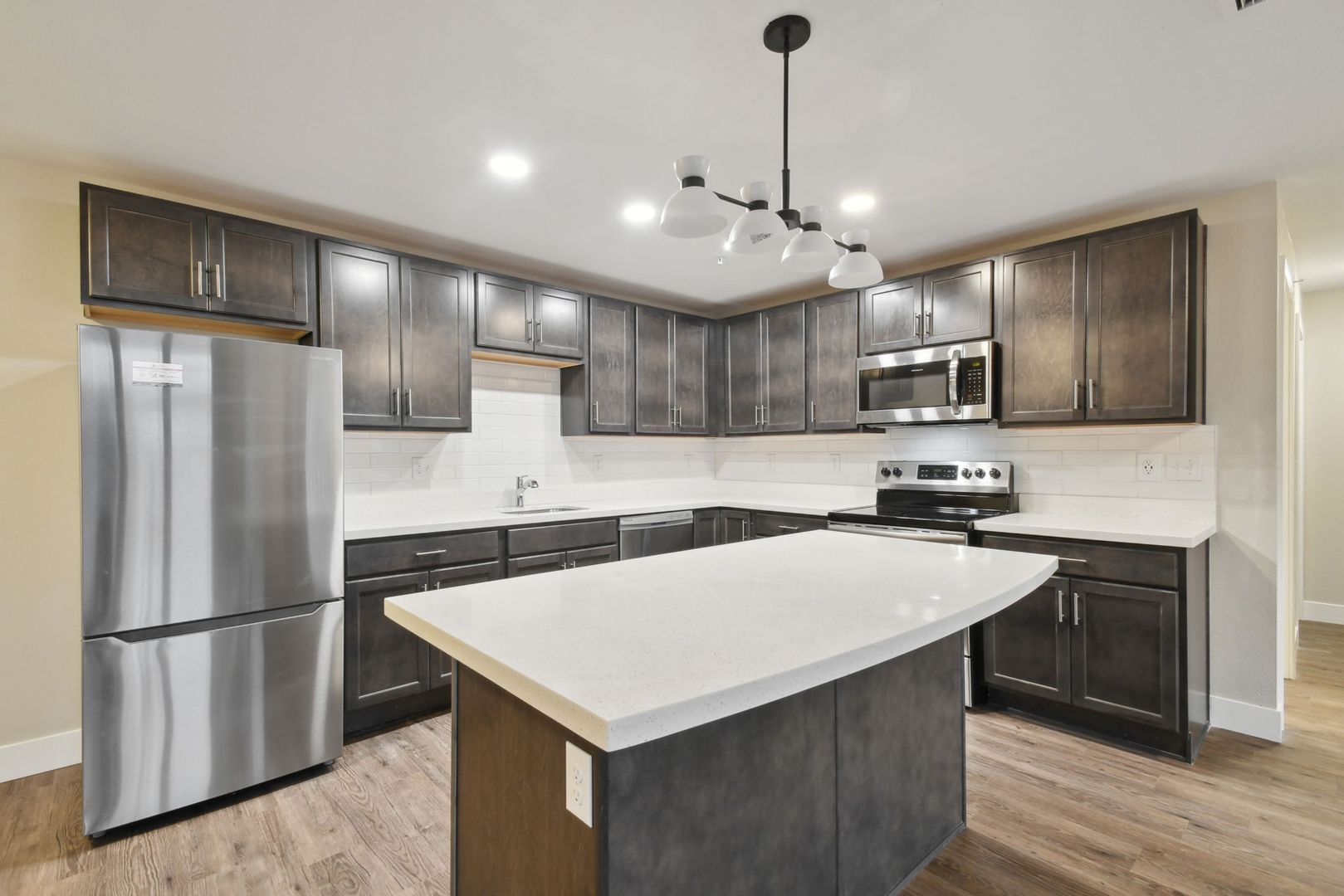 Lakewood Apartment: 5855-5865 W 11th Avenue