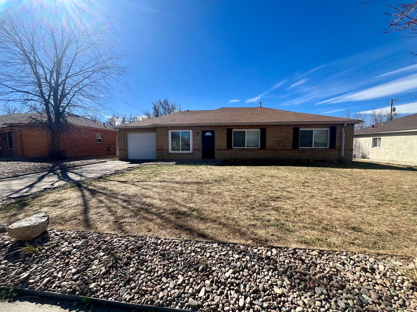 Aurora House: 1259 Quari St