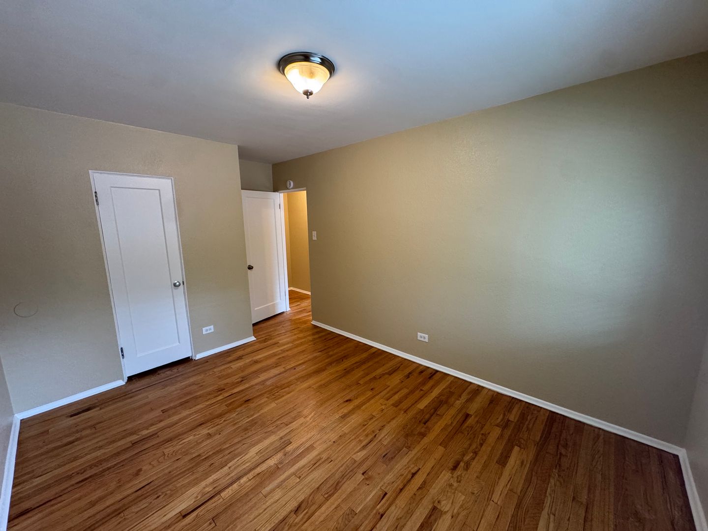 Poplar Apartments 9 of 15