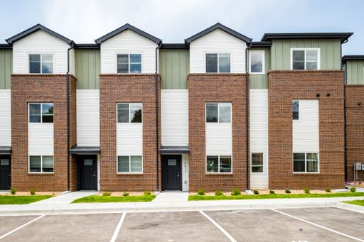 Brand New, 1500 sf 3 bed 3 bath townhouse! – photo 1
