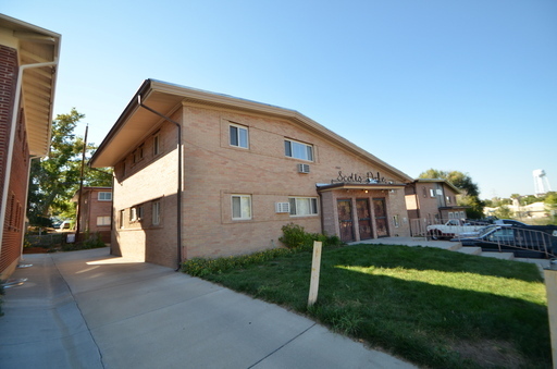 Littleton Apartment: 5547 S Grant St