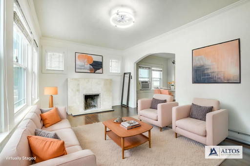 Beautifully Renovated 2 Bedroom in West Wash Park with Garage Parking Available! (1 Month Free!!!) – photo 1