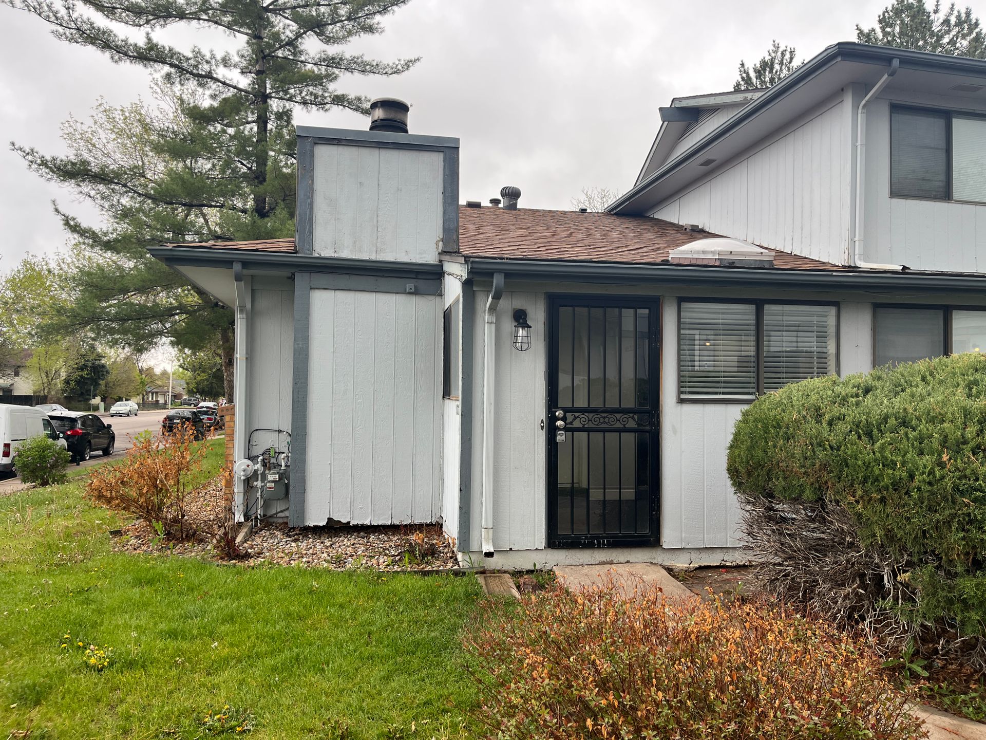 Aurora Townhome: 1339 S Chambers Cir #A