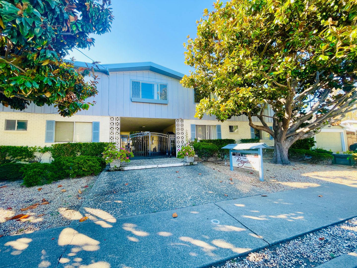 Sunnyvale Apartment: 231 South Bayview Avenue