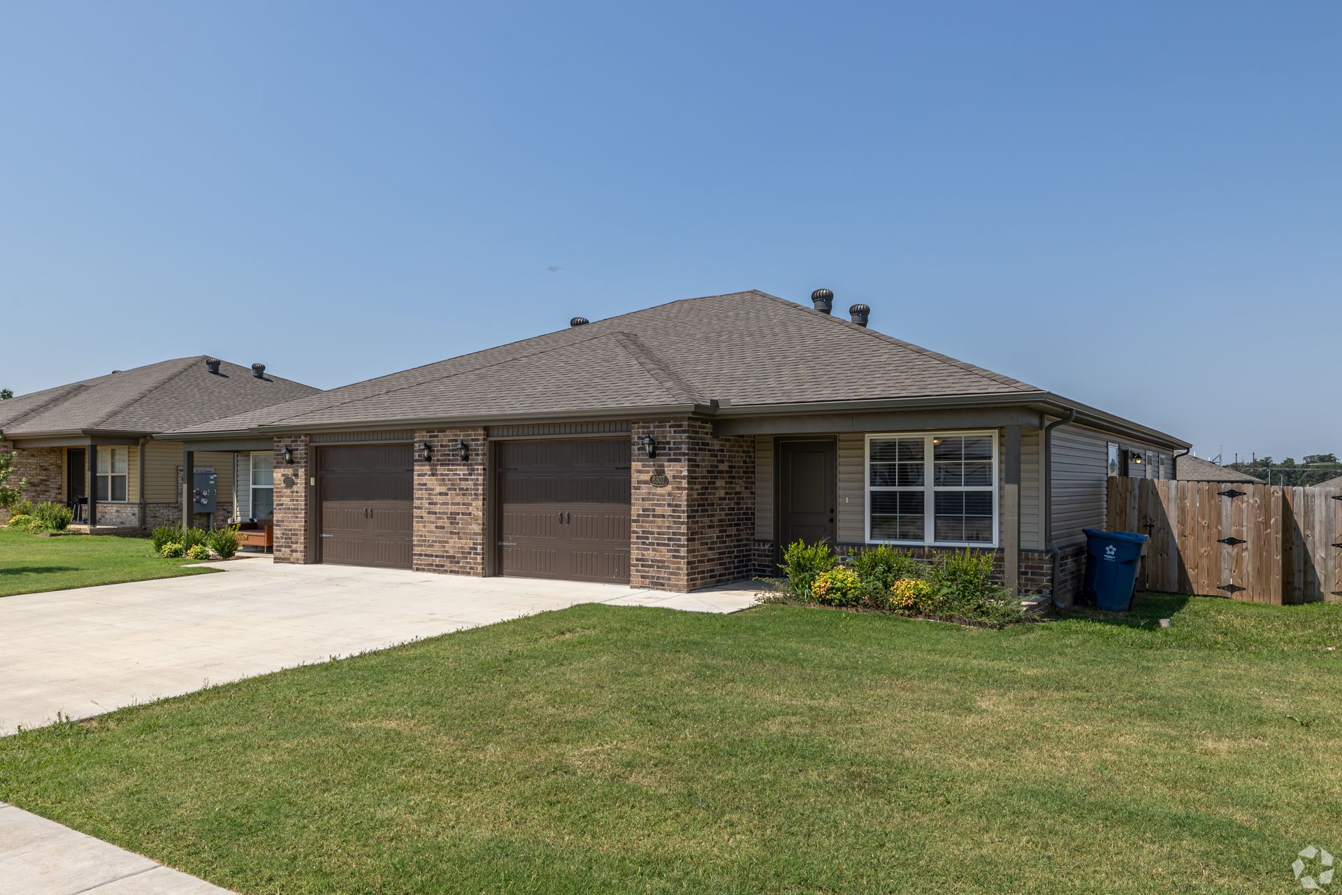 Bentonville Apartment: 111 NW 63rd Avenue