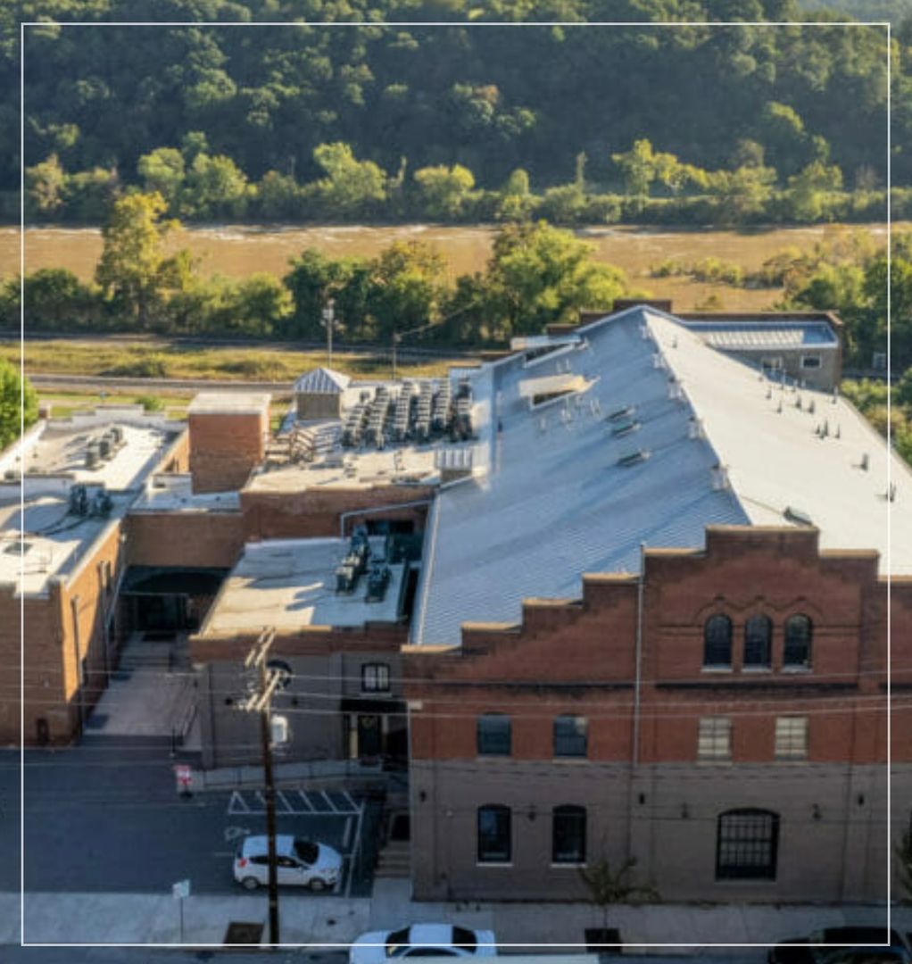 Lynchburg Apartment: 1220 Commerce Street