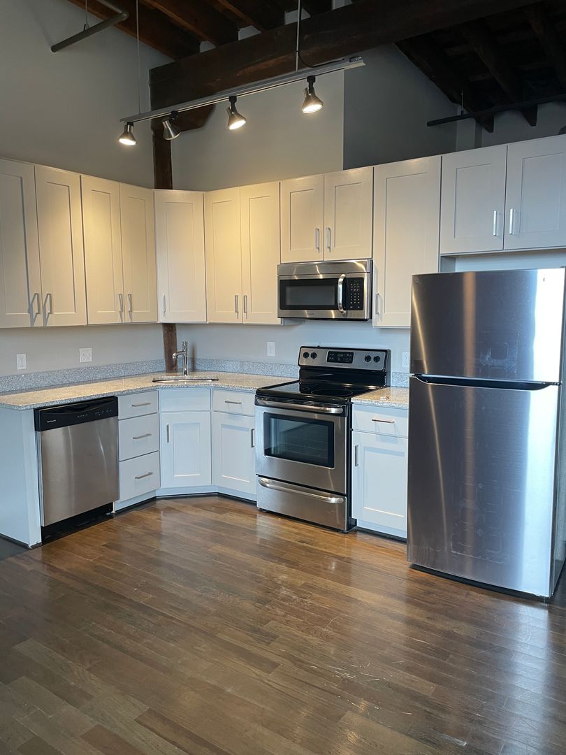 Lynchburg Apartment: 1101 Jefferson Street