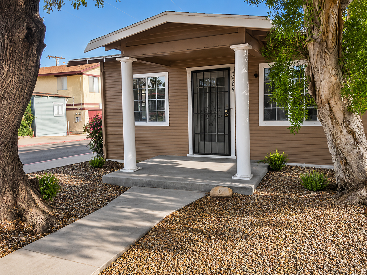 San Diego Apartment: 3395 31st Street