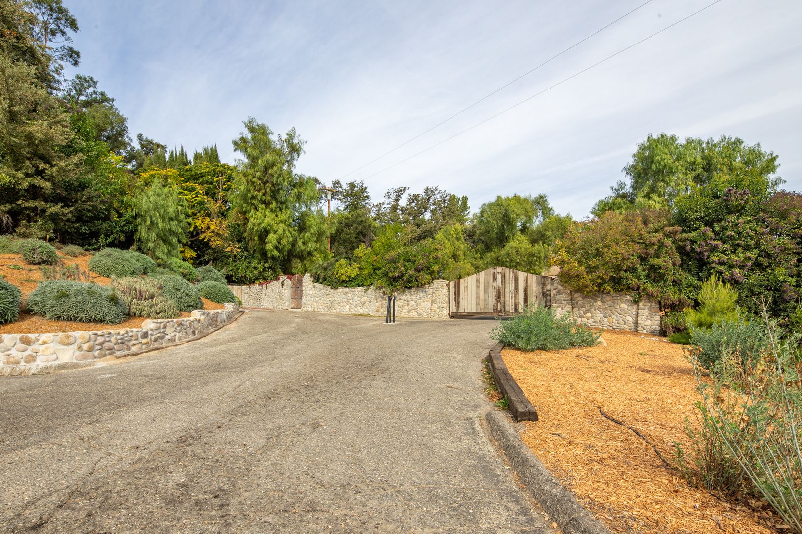 Los Olivos Apartment: 2910 HWY 154
