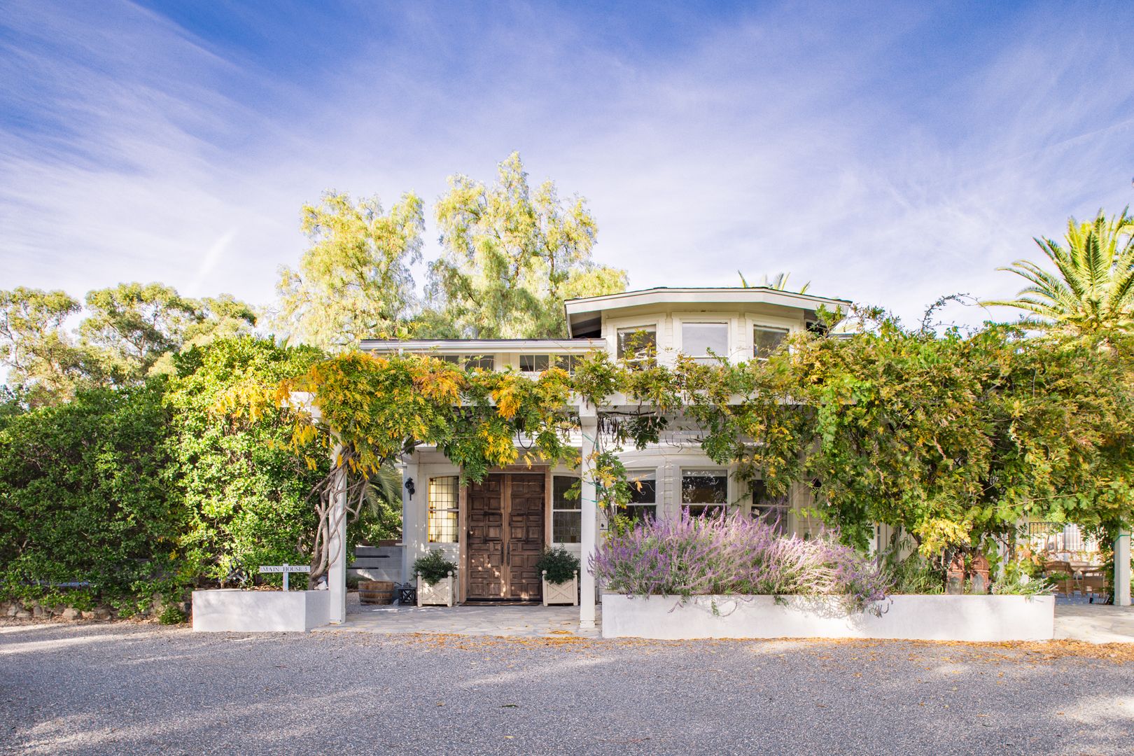 Los Olivos Apartment: 2910 HWY 154