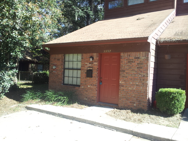 Tallahassee House: 2297 Hartsfield Way