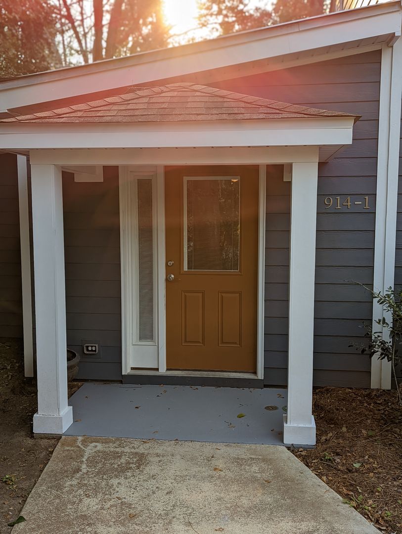 Tallahassee House: 914 Hawthorne Street