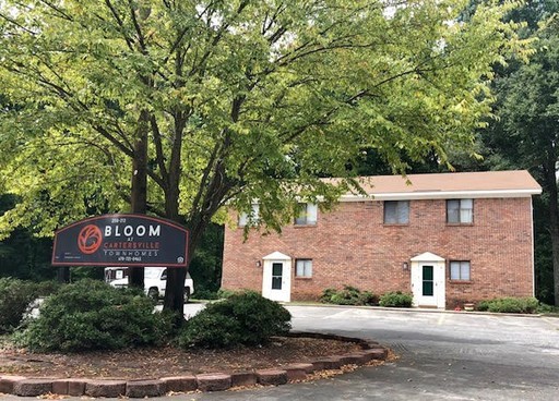 AFFORDABLE 2 - BEDROOM FOR ONLY $1349.00!! HURRY TO APPLY!!