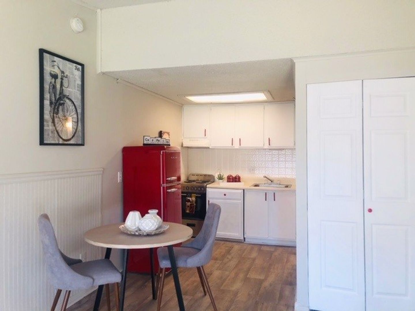 Buford Apartment: 100 Hartford Run NE