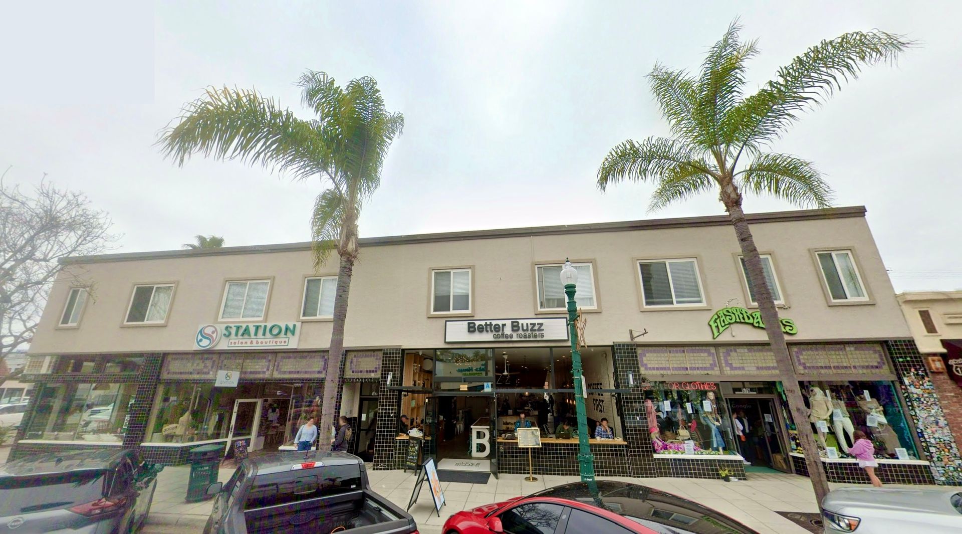 Encinitas Apartment: 582 S. Coast Highway 101