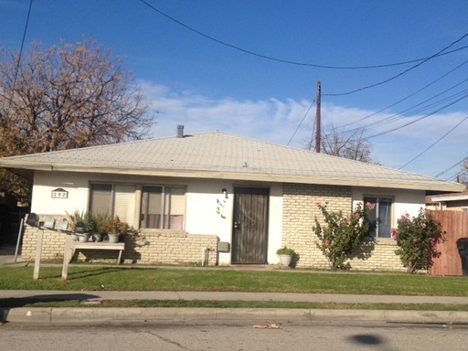 2BD/1BA Duplex - 256 E 2nd St. – photo 1
