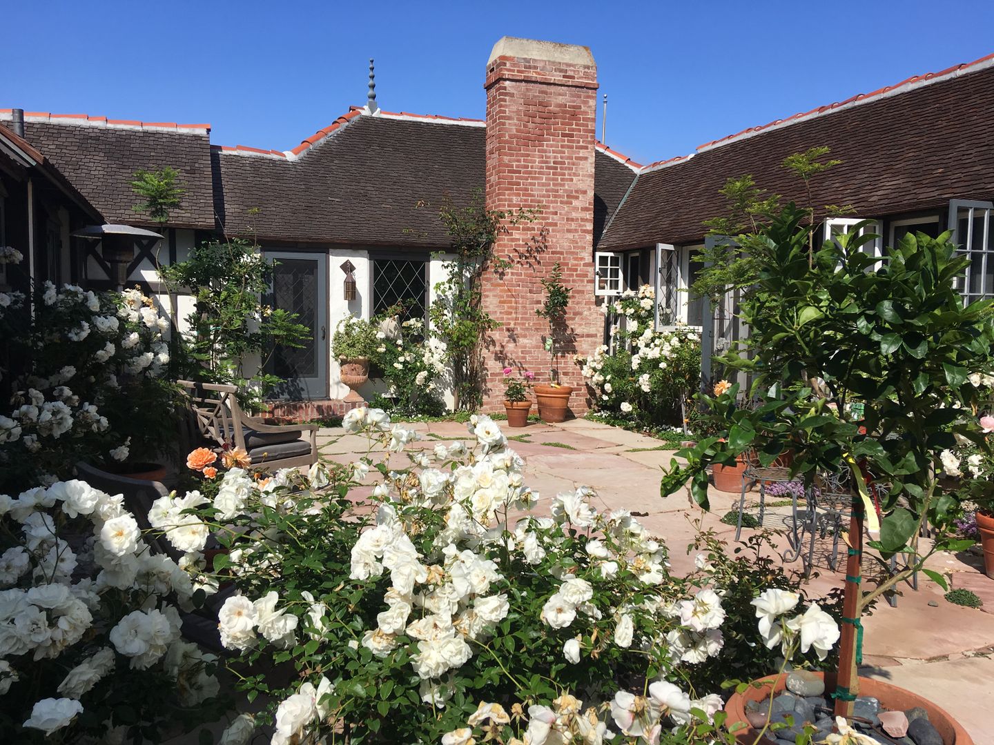 Oceanside House: 2028 S Pacific St.