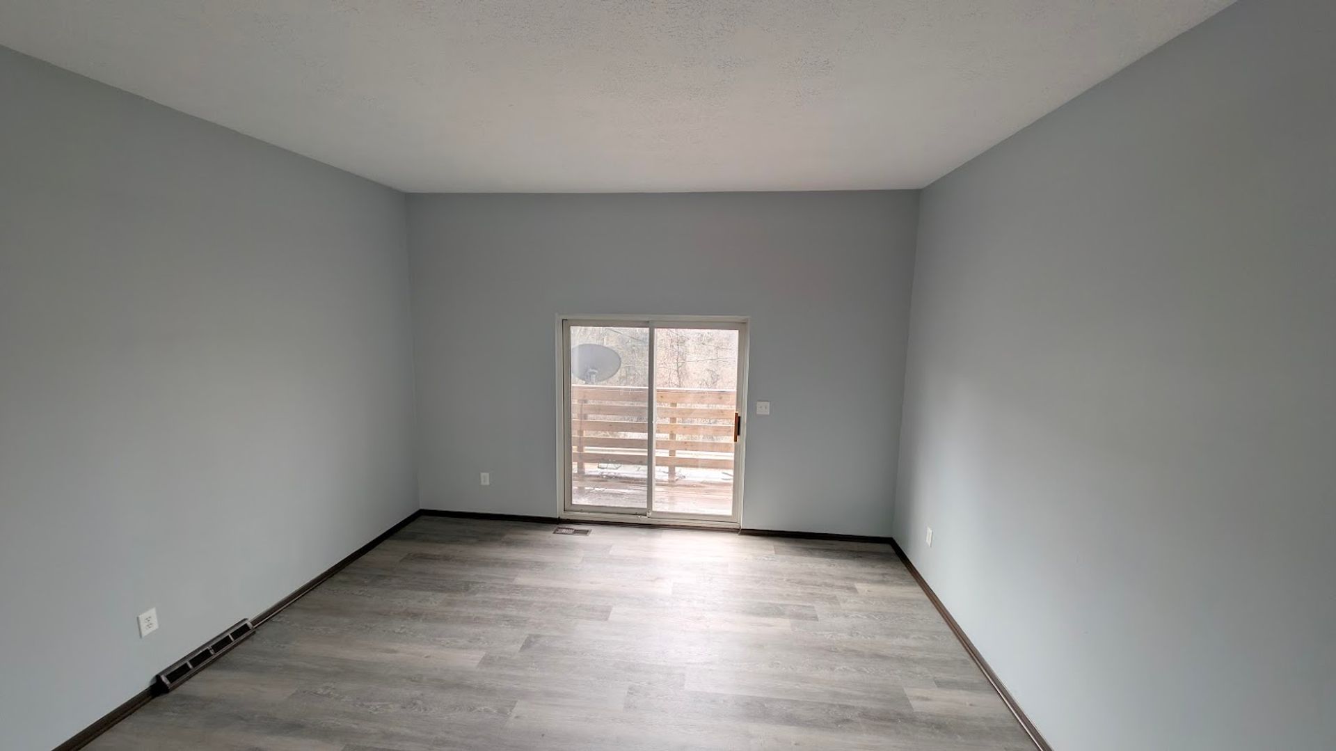 Avalon Apartment: 12-14 Sedalia Ave - 14A