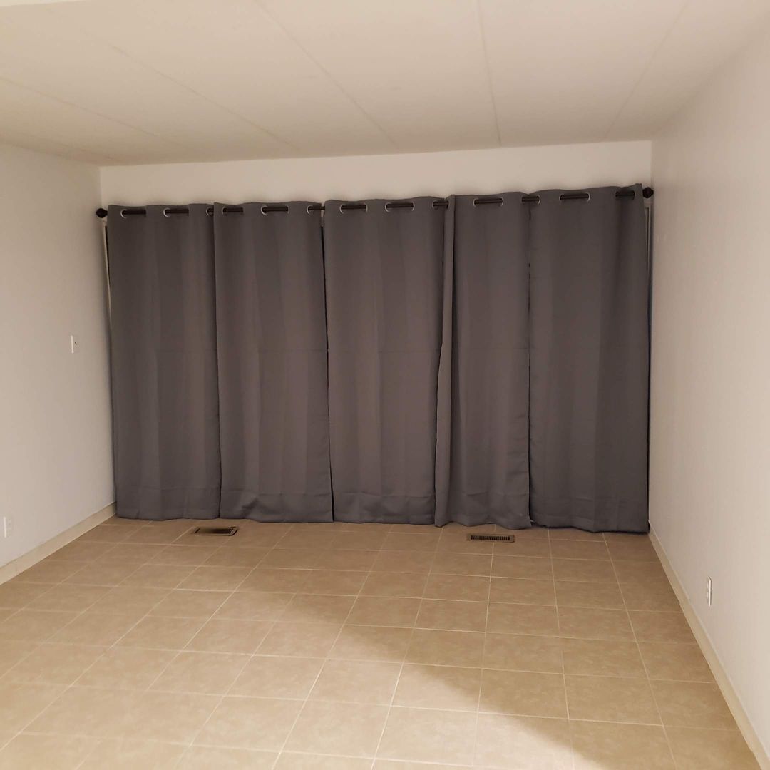 Columbia Apartment: 1503 Anthony St