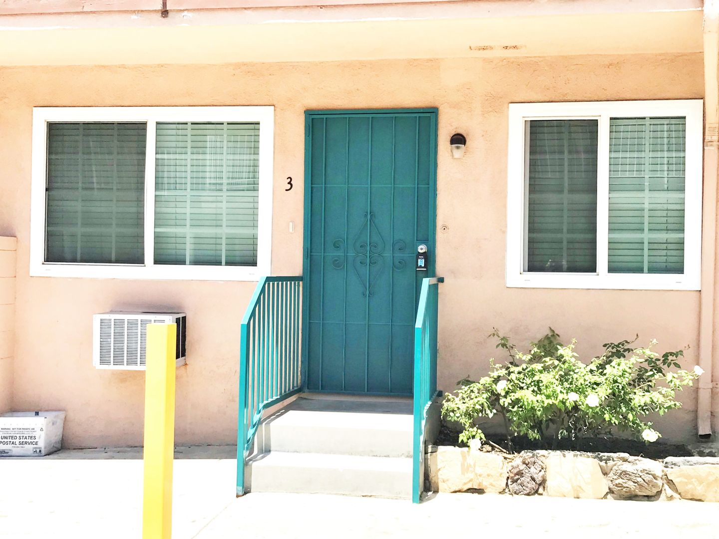 Whittier Apartment: 7323 Comstock Ave