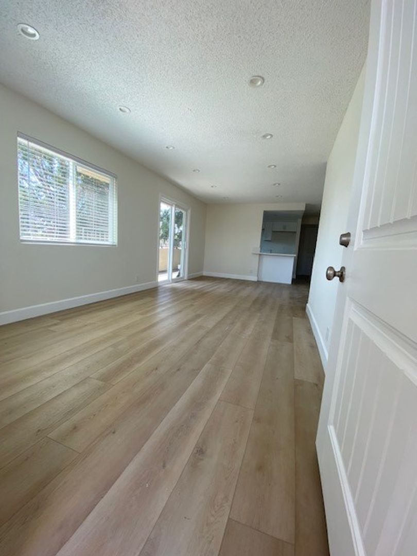 Buena Park Apartment: 6001 Fullerton Avenue