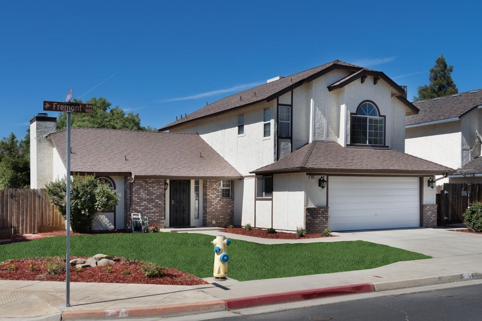 Clovis House: 921 Fremont Ave