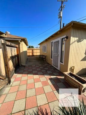3074 E. Terrace Ave - Terrace Studio – photo 1