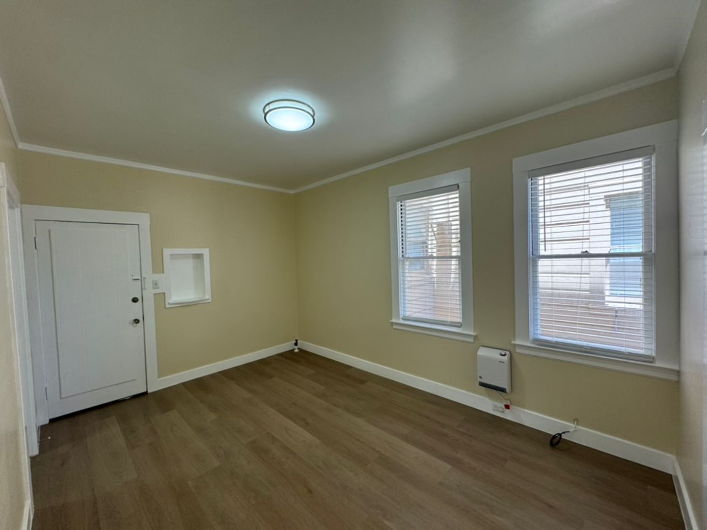 San Francisco Apartment: 3321 21st. Street