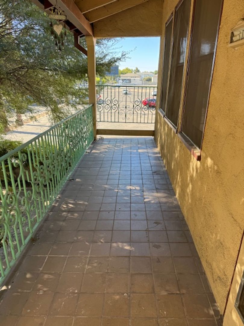 Fresno Apartment: 1257 N Van Ness Avenue