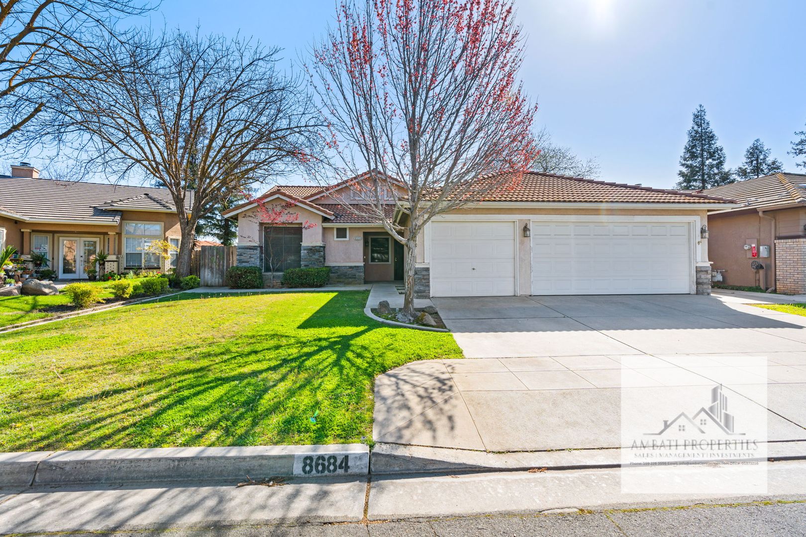 Fresno House: 8684 N Recreation Ave