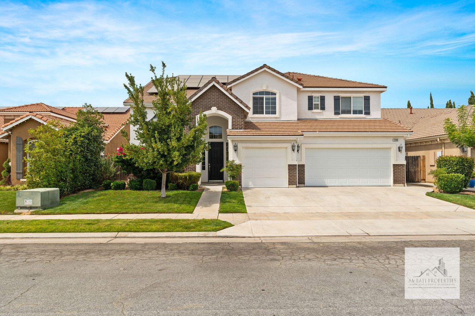 Fresno House: 2398 E. Prestwick Ave