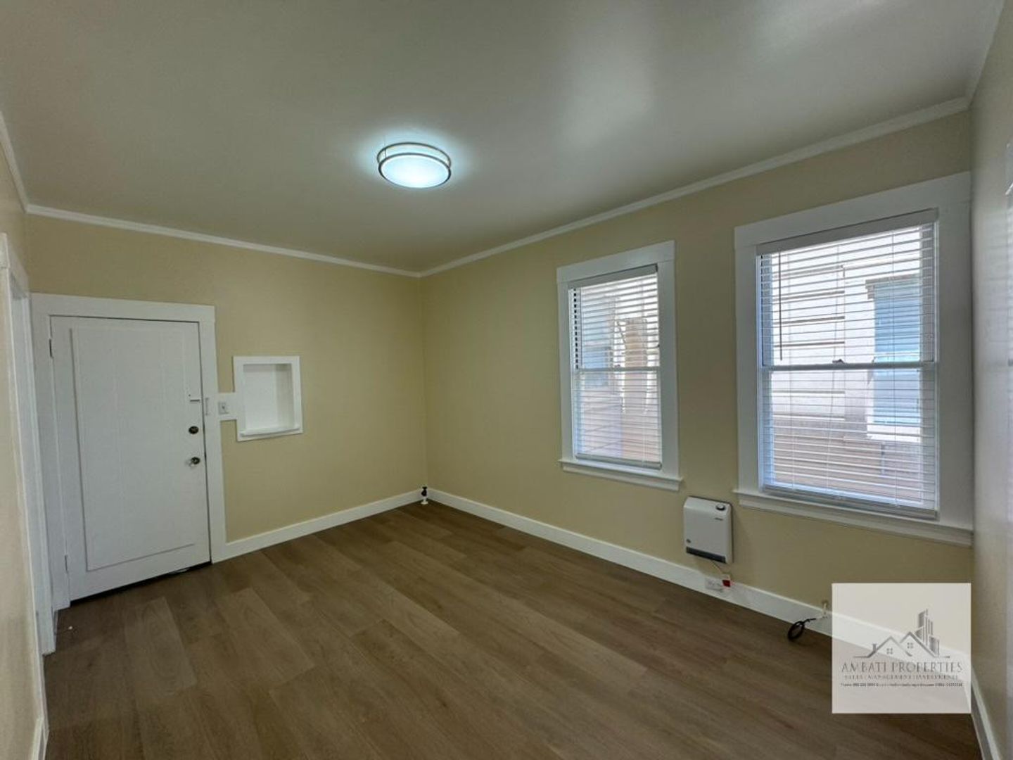 San Francisco Apartment: 3321 21st. Street
