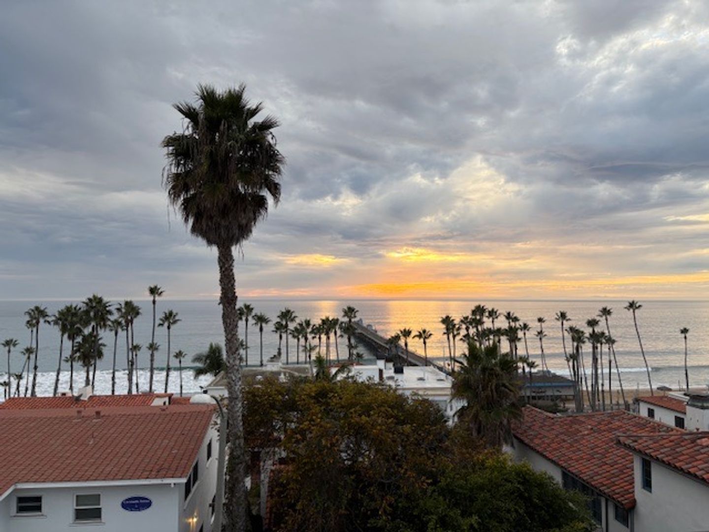 San Clemente Apartment: 117 Alameda Lane