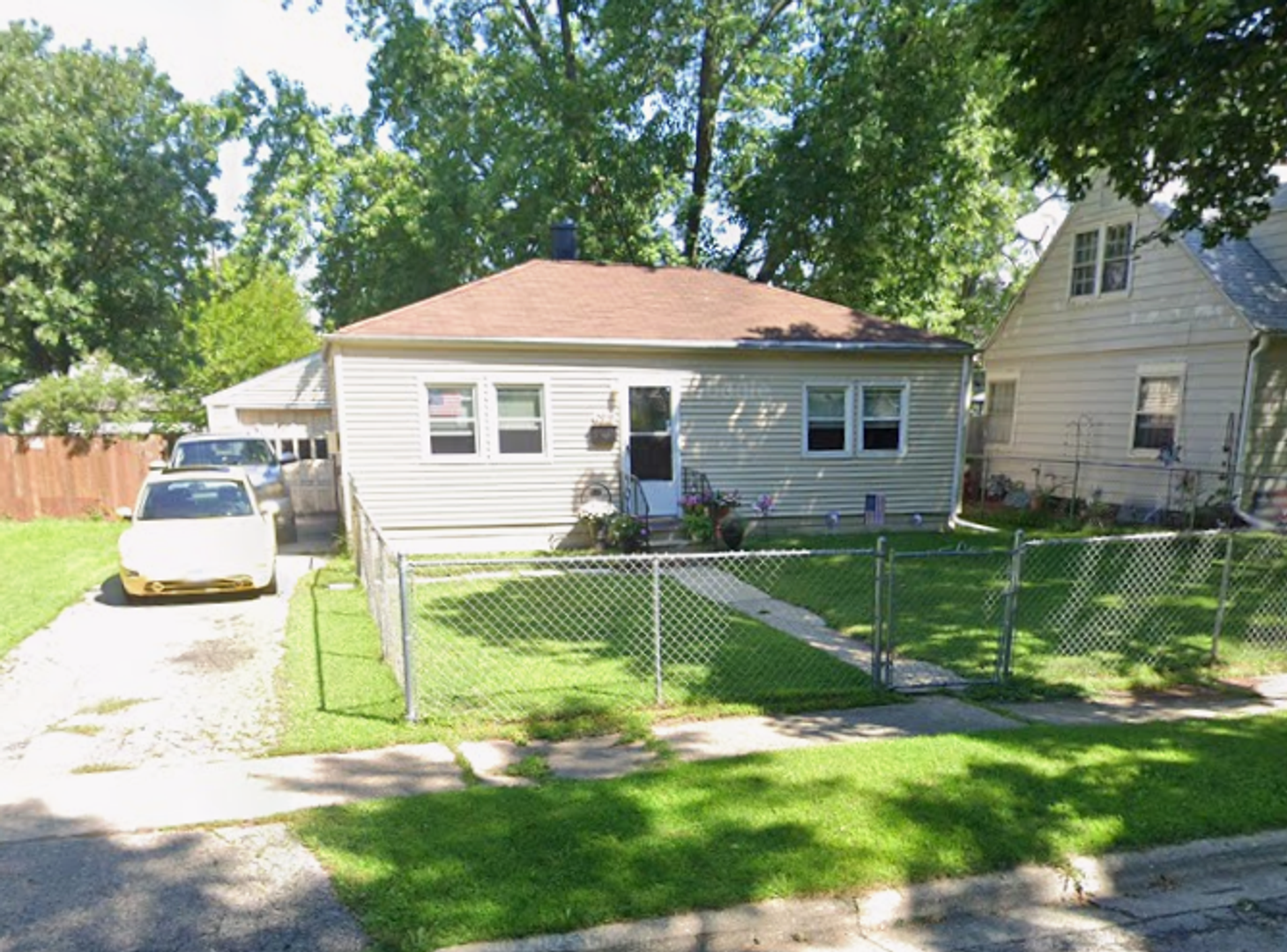 Rockford House: 2919 Kenmore Ave