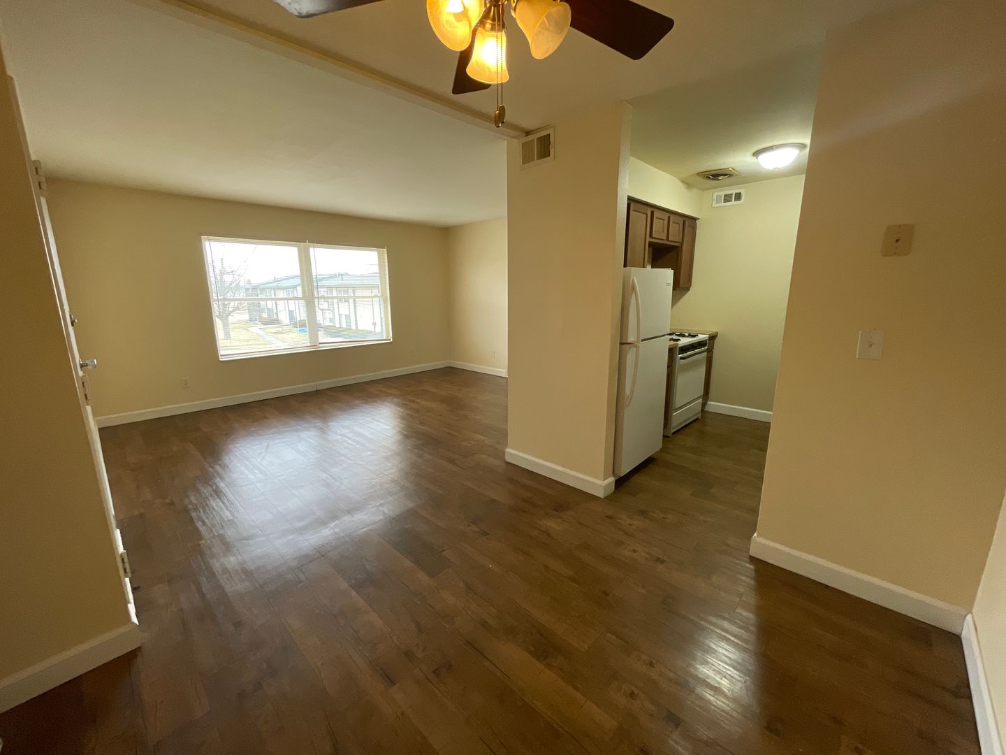 Rantoul Apartment: 1505 Hobson Drive