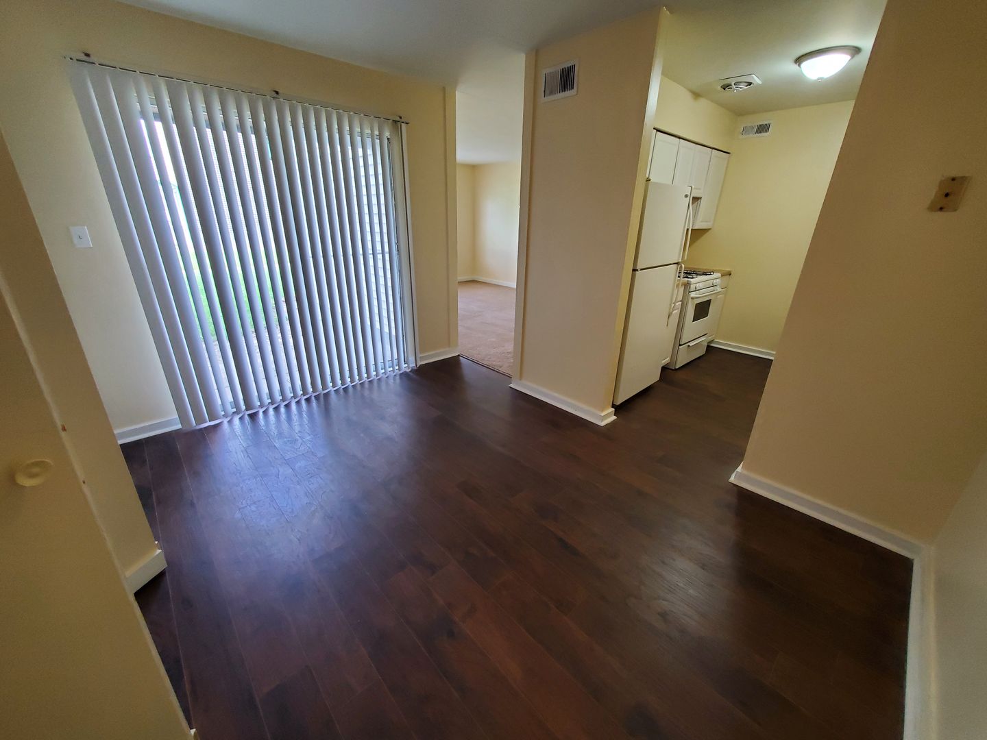 Rantoul Apartment: 1505 Hobson Drive