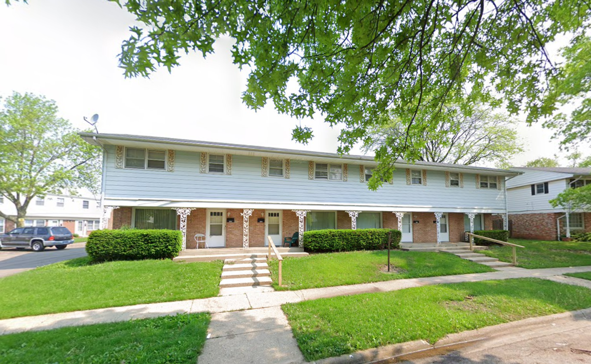 4523-4545 Apple Orchard