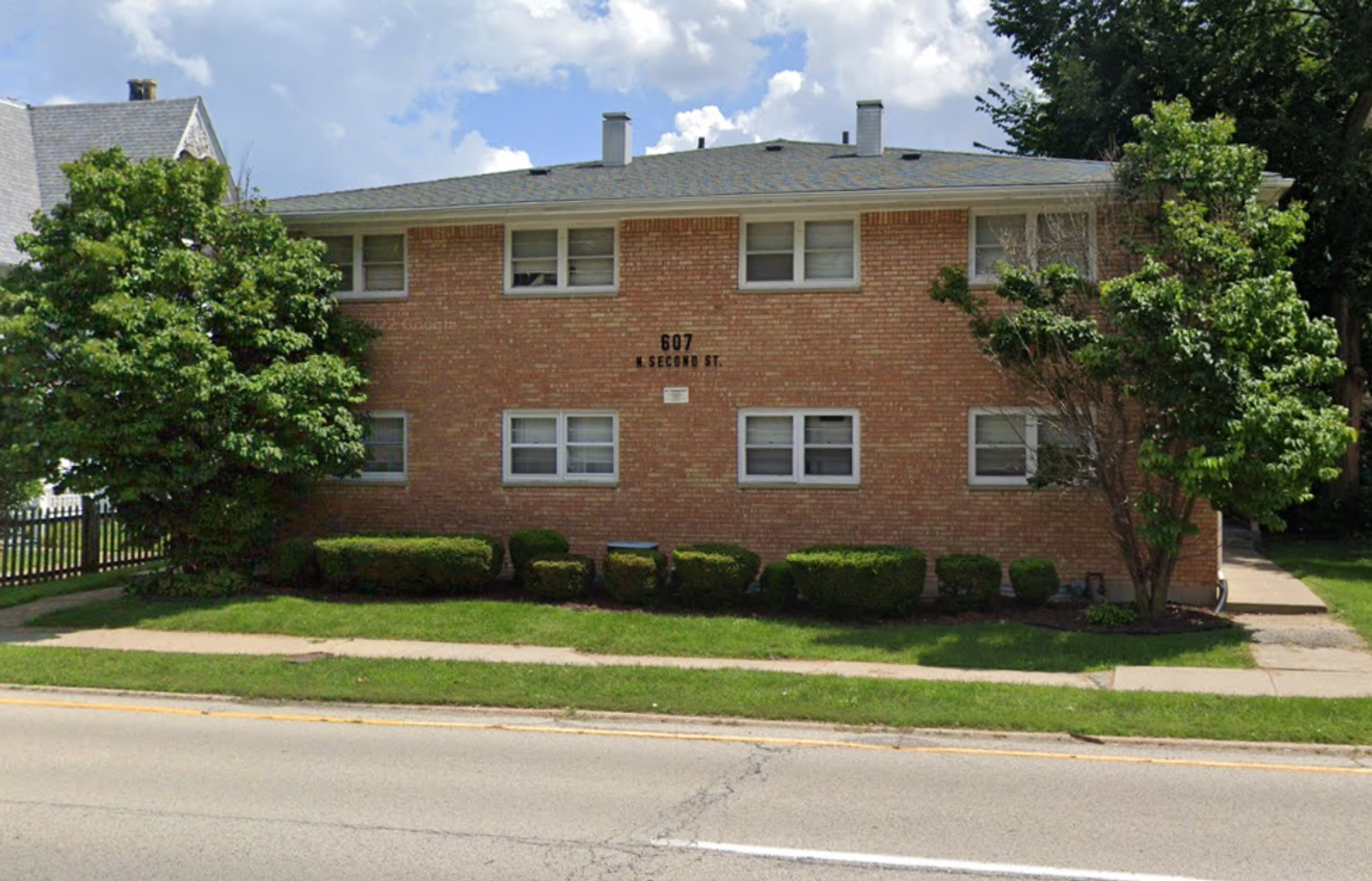 Rockford Apartment: 607 N 2nd St