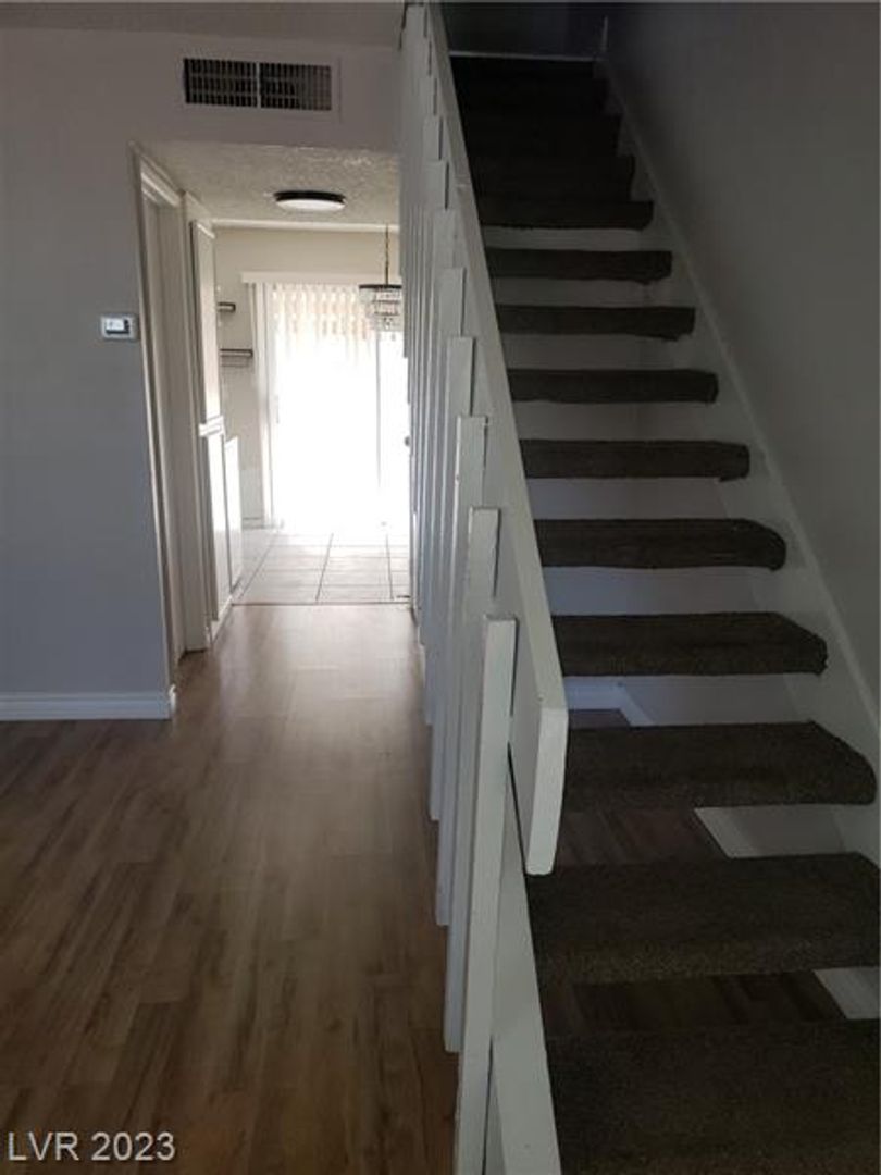 Las Vegas Townhome: 4770 Topaz St #13