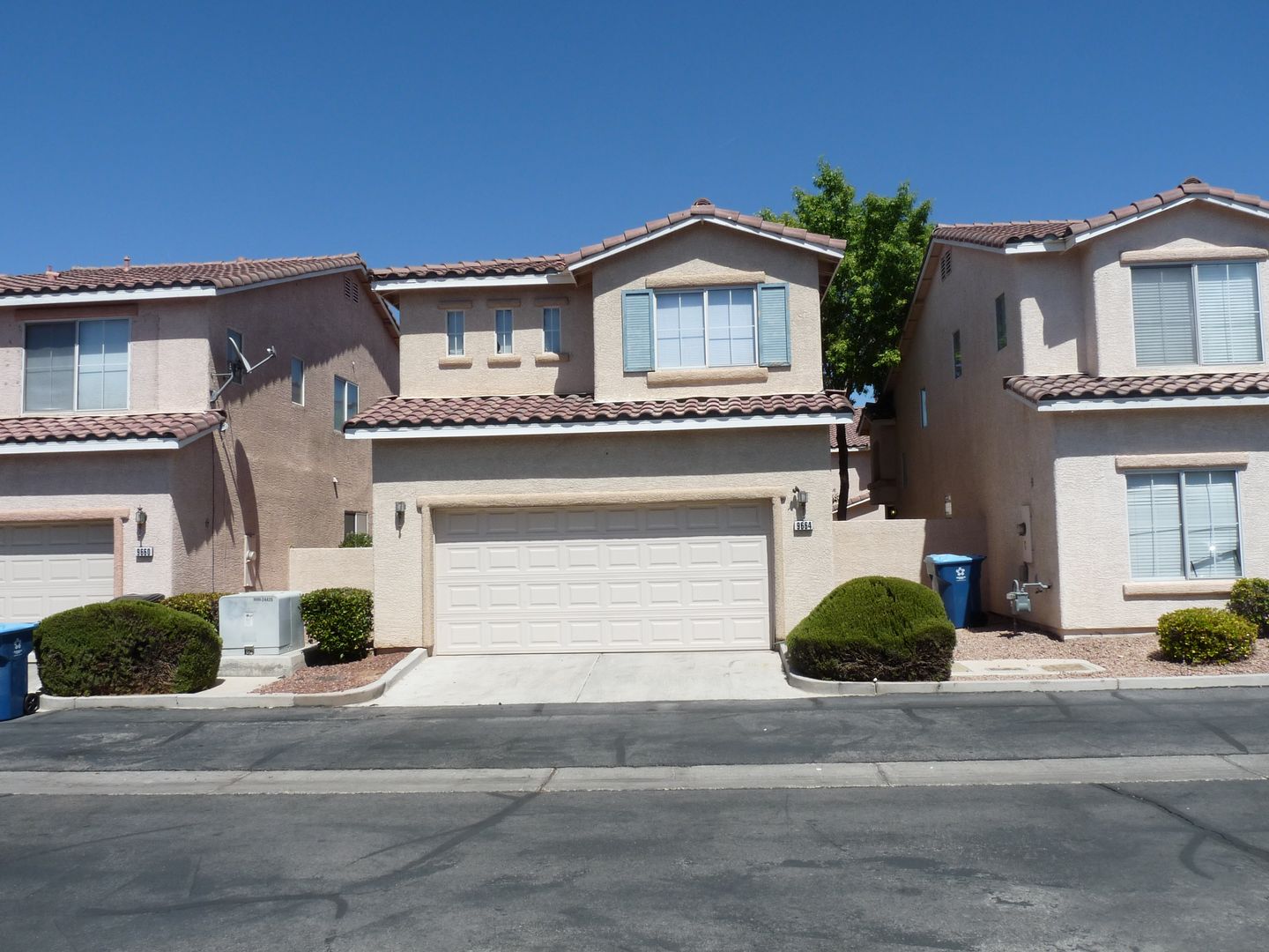 Las Vegas House: 9664 Belle Regal St